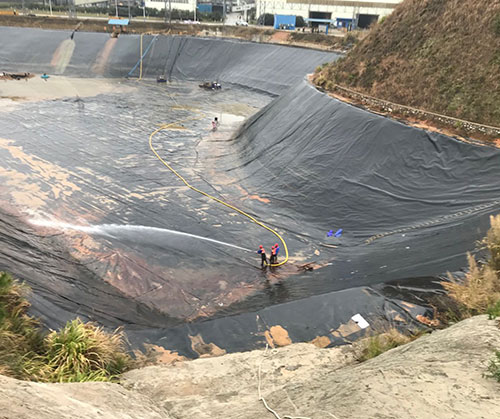 南山废水池清理